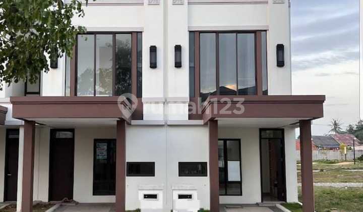 Dijual rumah siap huni free kitchen set di sindang jaya