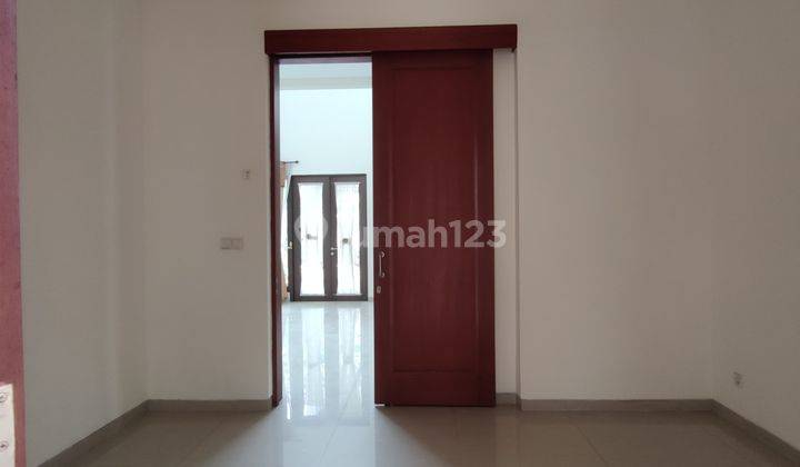 DISEWAKAN Rumah Hook Cantik Rapi Siap Huni Sutera Jingga Alam Sutera Tangerang (Unfurnished) 2