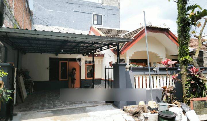 Rumah Bagus Minimalis di Bukit Cemara Malang 1