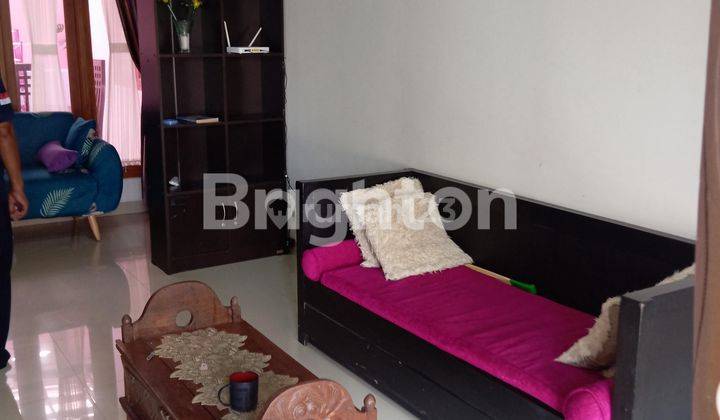 RUMAH DISEWAKAN DI VILLA TAMAN ANGGREK 2
