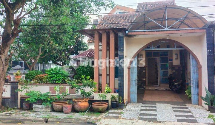 RUMAH 2 LANATAI DALAM PERUMAHAN VILLA DAGO PAMULANG
