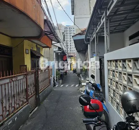 4-Door Rental in Cijantung 2