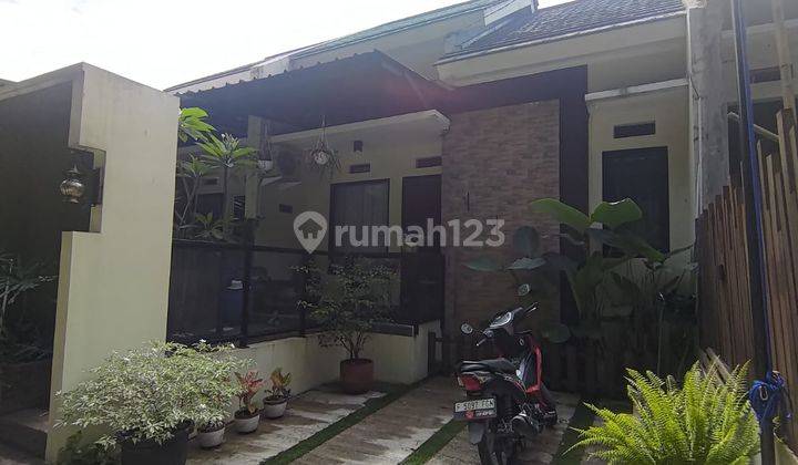 Rumah Nyaman Siap Huni di Kristal Garden Residence, Bogor 1