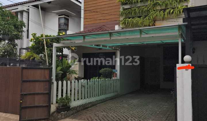 Beautiful House for Sale Ready to Occupy in South Jakarta 2