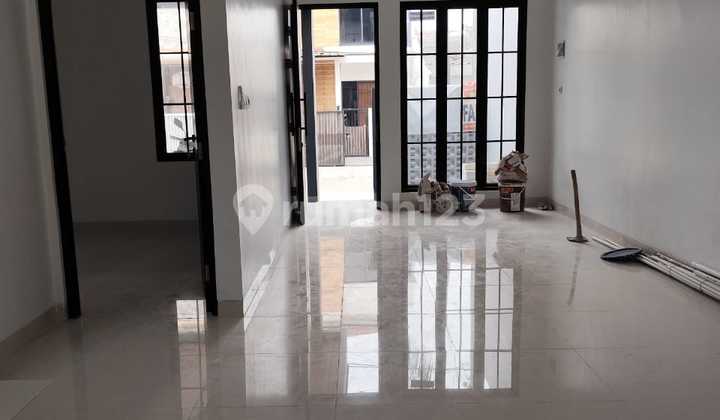 Beautiful House For Sale, Ready to Occupied at Boulevard Hijau Harapan Indah, North Bekasi