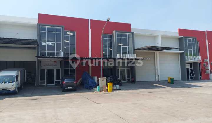 Dijual Gudang Gandeng 2 di Kawasan Elite Pergudangan Bizpark 3 - Bekasi Barat Dijual Gudang Gandeng 2 di Kawasan Elite Pergudangan Bizpark 3 - Bekasi Barat