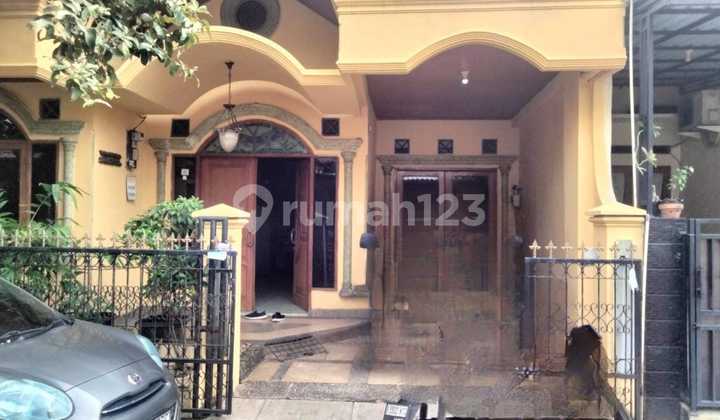 Dijual Rumah 2 Lantai Siap Hunitaman Galaxy Indah - Bekasi Selatan Dijual Rumah 2 Lantai Siap Hunitaman Galaxy Indah - Bekasi Selatan