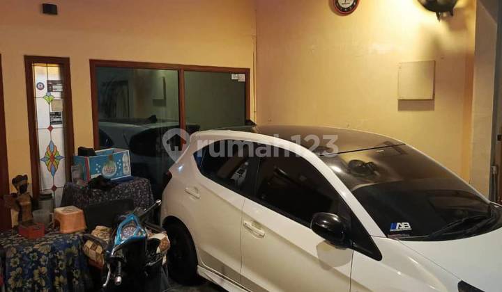 For Sale: 2 (Two) Story House in Swasembada Plumpang Area, North Jakarta, Ready to Occupancy, Easy Access, Close to Public Facilities, Price Slightly Negotiable.