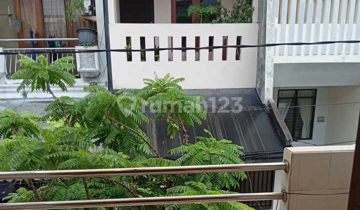 For Sale: 2 (Two) Story House in Makaliwe Area, Grogol, West Jakarta, Move-In Ready, Strategic Location Near Public Facilities, Easy Access, Slight Price Negotiation. For Sale: 2 (Two) Story House in Makaliwe Area, Grogol, West Jakarta, Move-In Ready, Strategic Location Near Public Facilities, Easy Access, Slight Price Negotiation.