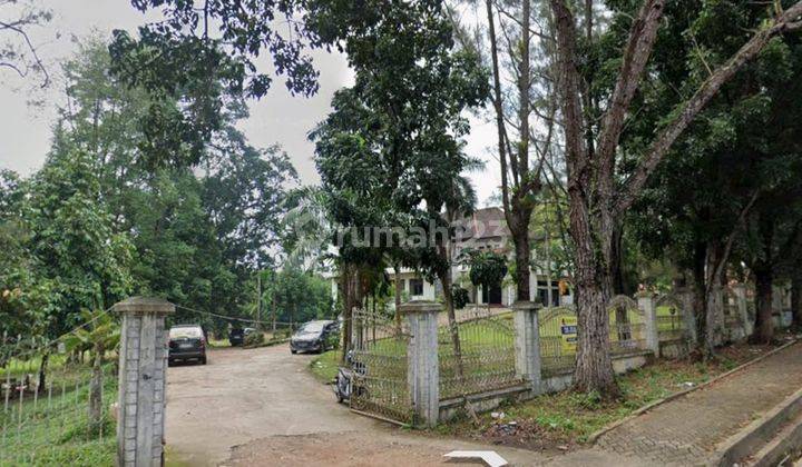 Rumah 3 Lantai Lahan Luas Lokasi Strategis 1