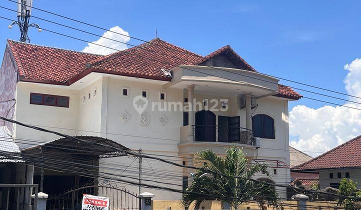 Terenovasi Rumah Semi Furnished SHM Denpasar Timur, Denpasar 1