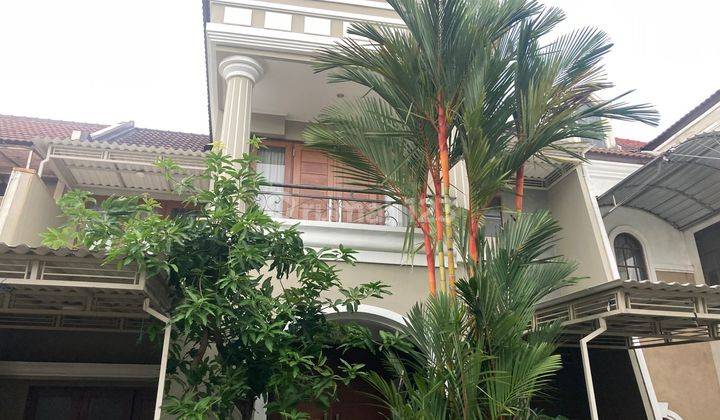 Rumah Siap Huni Lokasi Strategis di Galaxy Royal Palace Surabaya 1