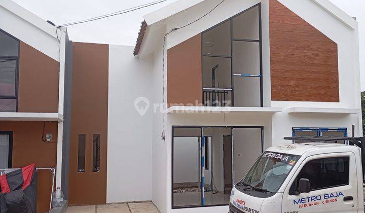 Rumah Mezzanine Baru Di Depok , 5 Menit Ke Stasiun Depok 1