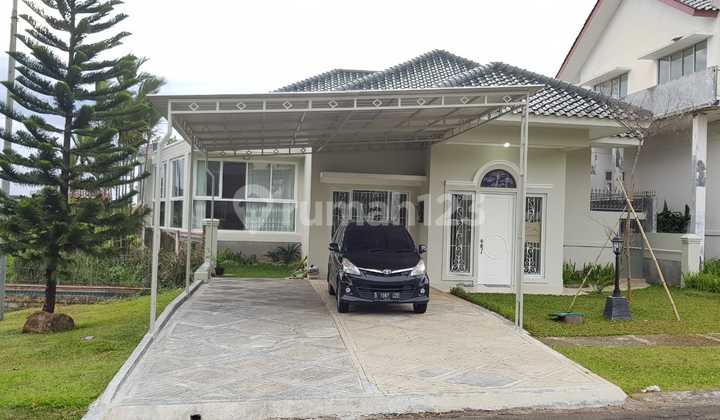 Rumah Asri Dengan Halaman Luas Bukit Golf Hijau Sentul City Bogor Rumah Asri Dengan Halaman Luas Bukit Golf Hijau Sentul City Bogor