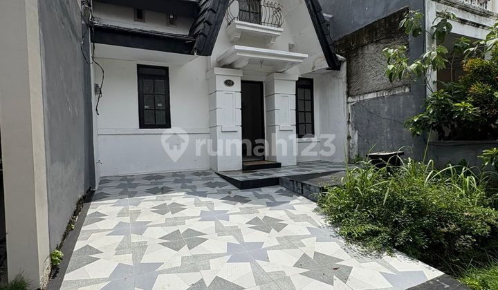 Affordable House 5 Minutes to Aeon, Clean Market, and Taman Victoria Hospital Sentul City Bogor 2