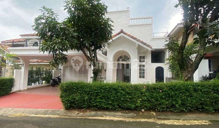 Rumah 2 Lantai Plus Balcon Lantai 3 Di Mediterania Sentul City