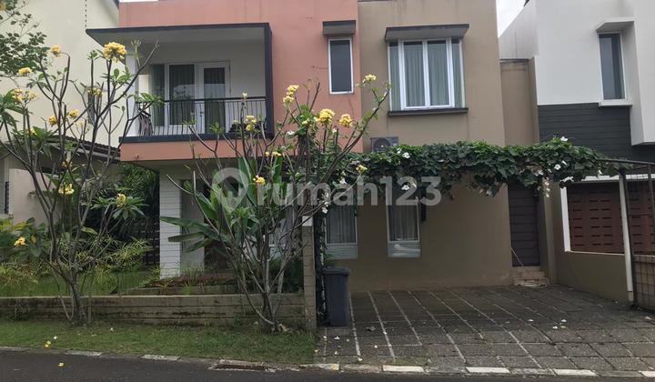 Asri House with Club House Near La Vanoise Cultural Park Sentul City Bogor Asri House with Club House Near La Vanoise Cultural Park Sentul City Bogor