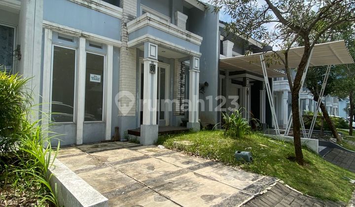 Downslope Mountain View House Green Mountain Sentul City Bogor Downslope Mountain View House Green Mountain Sentul City Bogor