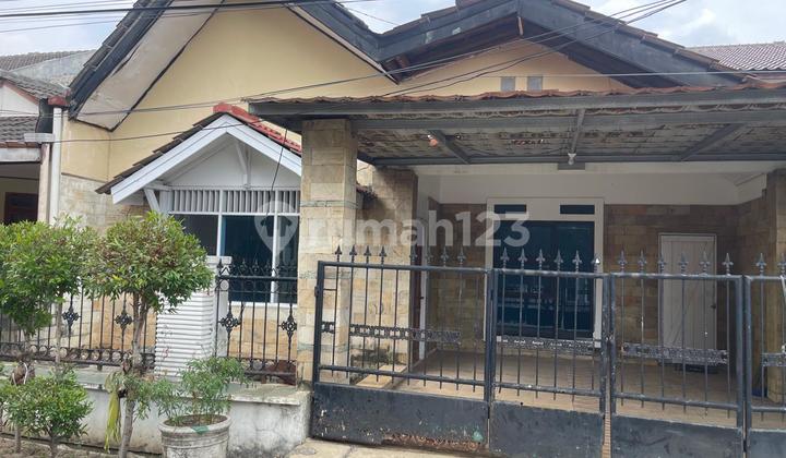 Di Jual Rumah Siap Huni, Lokasi Strategies, Suasana Aman dan Nyaman Di Jual Rumah Siap Huni, Lokasi Strategies, Suasana Aman dan Nyaman
