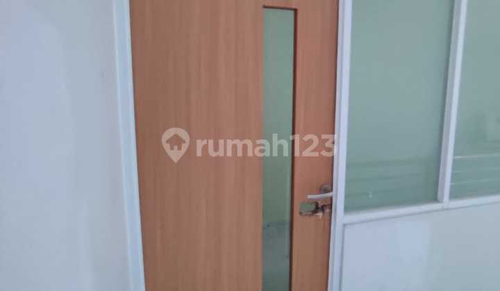 Shop House for Rent, Taman Semanan Indah, West Jakarta 2