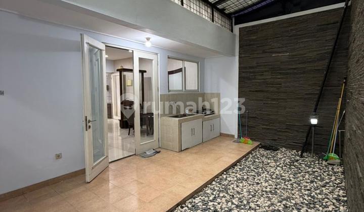 For Rent: Move-in Ready House in a Premium Location 2