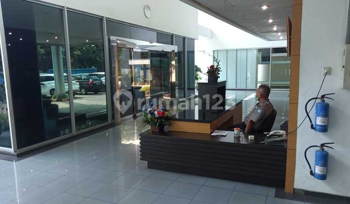 Sewa Ruang Kantor Siap Huni Lantai 1 Perkantoran di Sunter 86.0 m² Unfurnished Hak Sewa