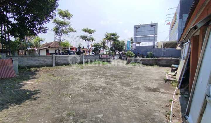 43 Are Land for Rent by the Main Road Beraban Tabanan