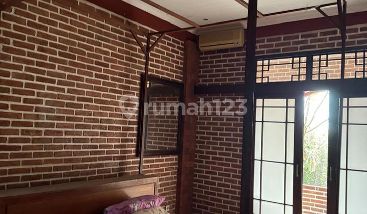 Former Spa Business Building with Many Rooms in a Busy and Strategic Location - Seminyak, Badung Former Spa Business Building with Many Rooms in a Busy and Strategic Location - Seminyak, Badung