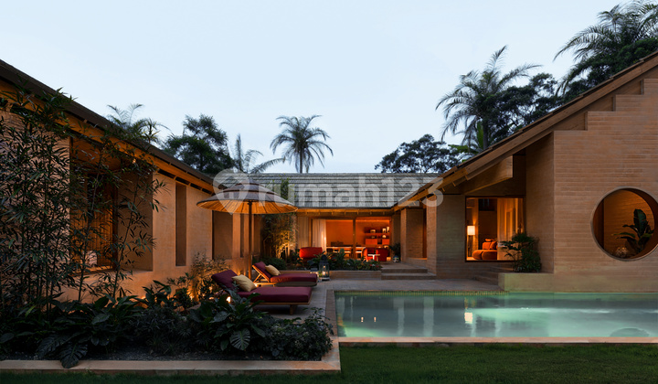 Premium Exclusive Villa with Prime Location in Nuanu City, Tanah Lot