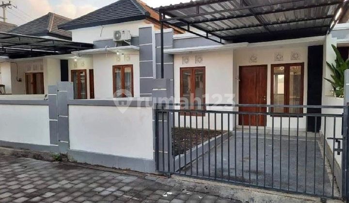 Affordable 3-Bedroom House in Kampial Jimbaran, Price Around 800 Million Affordable 3-Bedroom House in Kampial Jimbaran, Price Around 800 Million