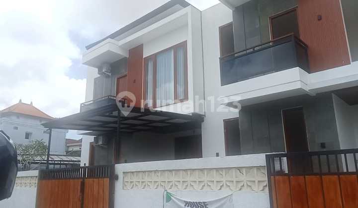 Rumah 3 Kamar Tidur Gaya Minimalis Di Muding Sari Kerobokan Denpasar Barat