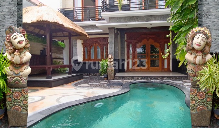 Villa 2 Lantai dengan Private Pool - Area Favorit - Renon, Denpasar