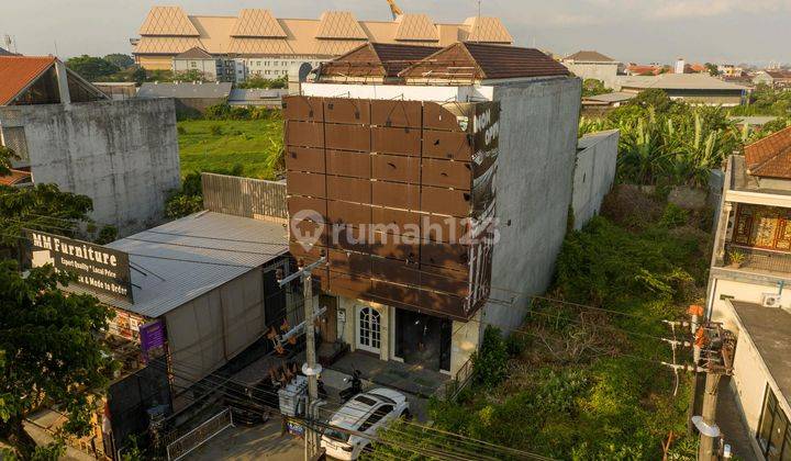 Ruko 3 Lantai Dekat Jalan Utama Sunset Road Kuta 2