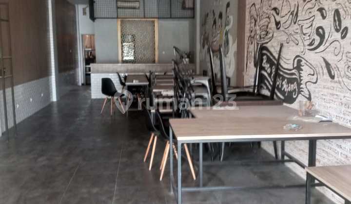 Ruko 3 Lantai dengan Lokasi Strategis - Kuta, Badung Ruko 3 Lantai dengan Lokasi Strategis - Kuta, Badung