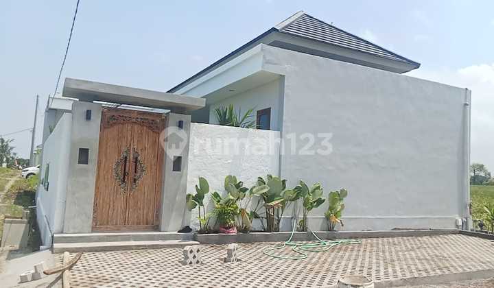 Cool Villa Full of Comfort Surrounded by Rice Fields Near Nyanyi Beach Tanah Lot