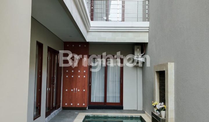 RUMAH MEWAH ELEGAN DI DENPASAR TIMUR TIPE 215/221 2