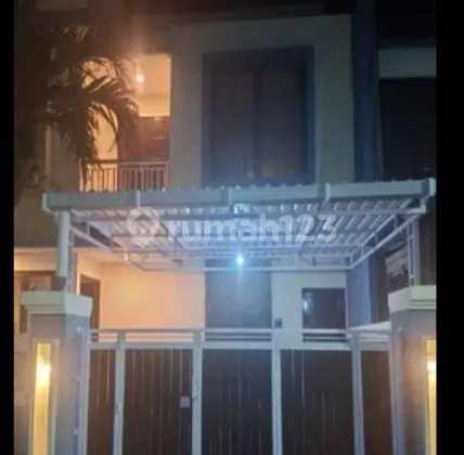 Beautiful Elegant and Comfortable 4 Bedroom House in Renon Beautiful Elegant and Comfortable 4 Bedroom House in Renon