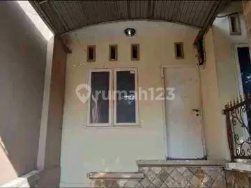 Gresik Regency Ispat Manyar Gresik Cheap House 2