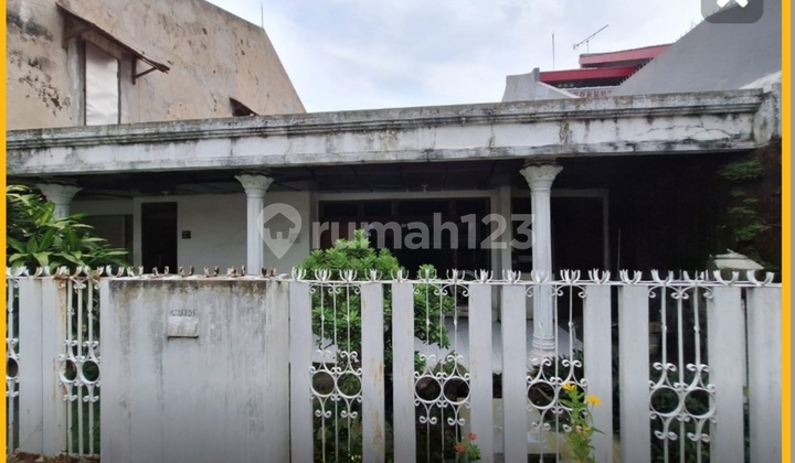 House D Below Land Price Rungkut Asri Surabaya Cheap 2