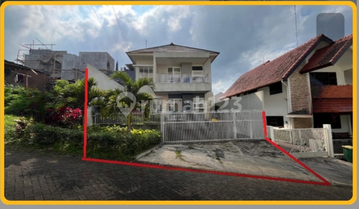 Villa House In Batu Panderman Hill Malang Cheap 2