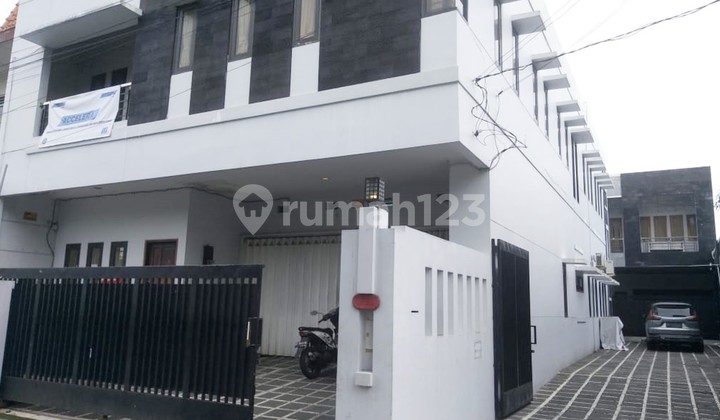 OFFICE/HOUSE FOR RENT BEHIND HARTONO MALL JOGJA OFFICE/HOUSE FOR RENT BEHIND HARTONO MALL JOGJA
