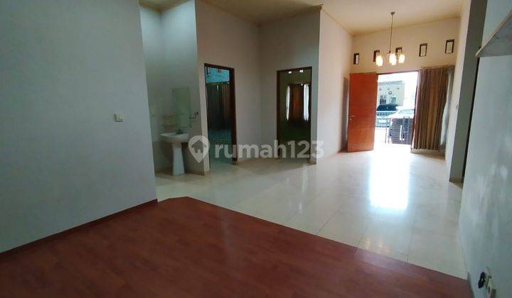 Rumah Minimalis Dalam Kompleks Area Godean 1