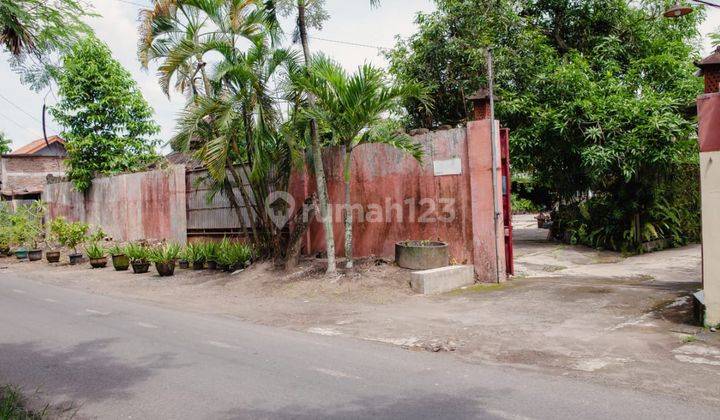 Rumah Tinggal / Kantor dan Gudang Area Bantul 1