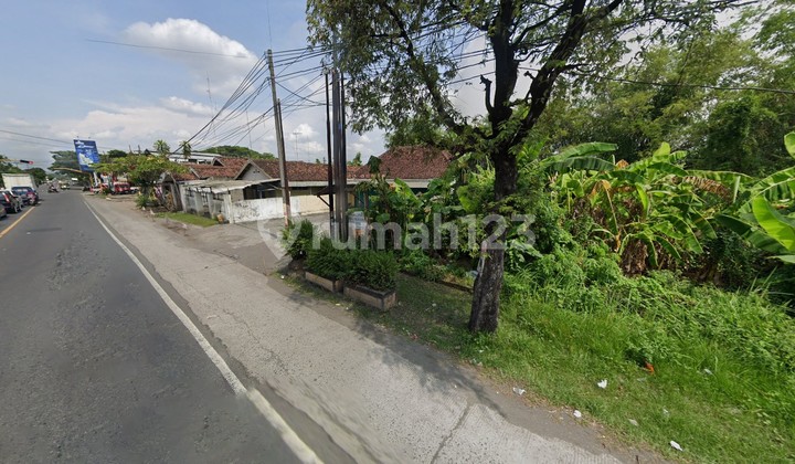Tanah 379 Meter persegi Di Pinggir Jalan Raya Madiun-Surabaya Cocok Untuk Usaha