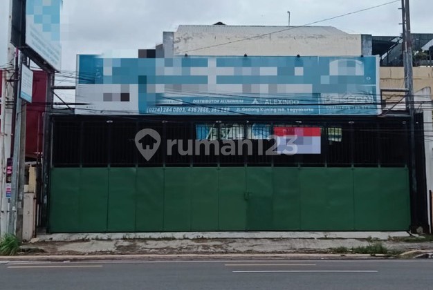 FOR SALE 2-Story Shophouse near PLN Jogja FOR SALE 2-Story Shophouse near PLN Jogja