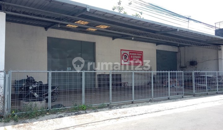 For Rent Strategic Warehouse on Jl. Kabupaten, Trihanggo Access for Double Trucks & 11,000 Watt Electricity For Rent Strategic Warehouse on Jl. Kabupaten, Trihanggo Access for Double Trucks & 11,000 Watt Electricity