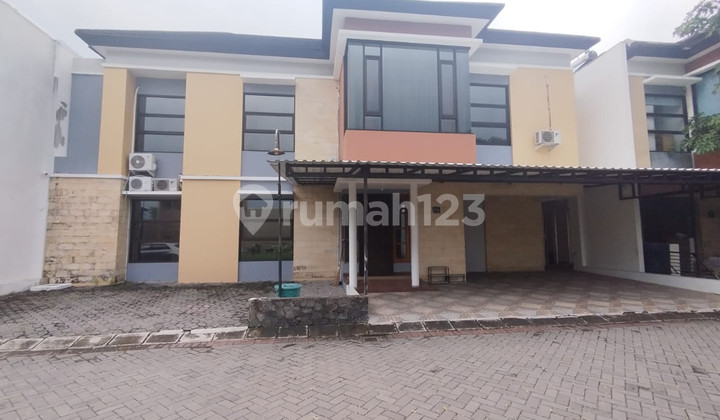 For Sale Exclusive & Spacious Residence, on Jl. Imogiri Barat Prime Location & Move-in Ready, Ngenutak, Sewon, Bantul 2