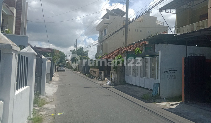 Strategic Boarding House, 11 Rooms Near Tugu, Yogyakarta 2