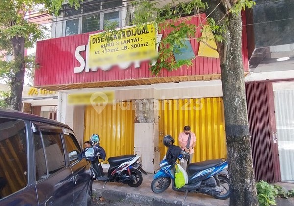 Ruko Strategis 3 Lantai di Jl Jogja-Solo Kawasan Bisnis Premium & Ramai 24 Jam, Terban, Gondokusuma Ruko Strategis 3 Lantai di Jl Jogja-Solo Kawasan Bisnis Premium & Ramai 24 Jam, Terban, Gondokusuma