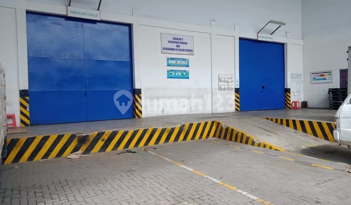 Strategic Warehouse 2000 Square Meters on West Ring Road Gamping with Premium Access & Spacious Area, Banyuraden, Gamping, Sleman